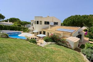Villa for sale in Almancil - SMA7601