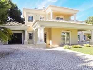 Villa for sale in Almancil - LFI7866